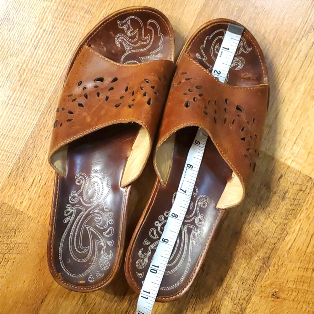 Olukai Womans Brown Leather Cutout Slide Sandals Size 10 - Picture 14 of 15